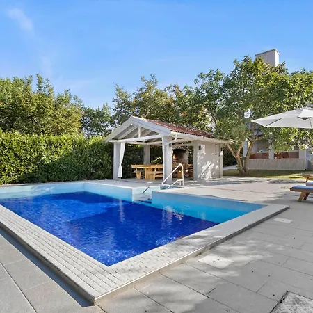 In With Private Swimming Pool, Be Inside Or Outside